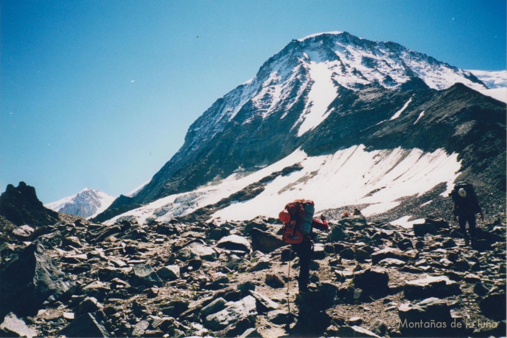 Delante la Aiguille du Goûter