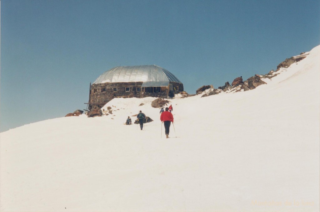 Llegando a Dizel Hut, 4.100 mts.