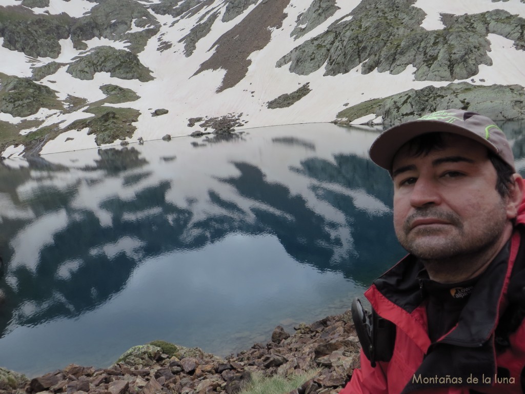 Joaquín en el Estany d'Estats