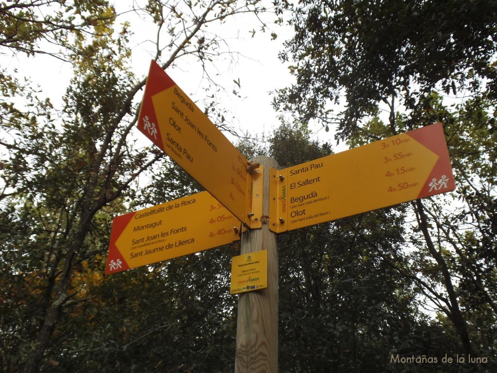 Postes señalizador en el Collet de l'Aulina