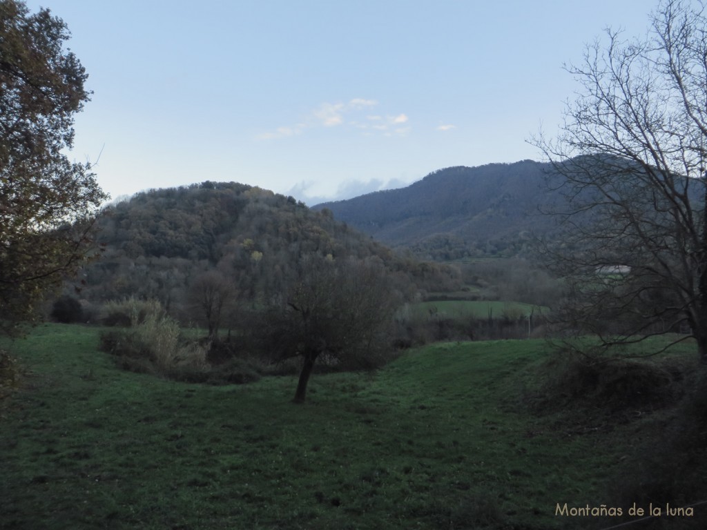 Puig Subià y Serra de Les Finestres