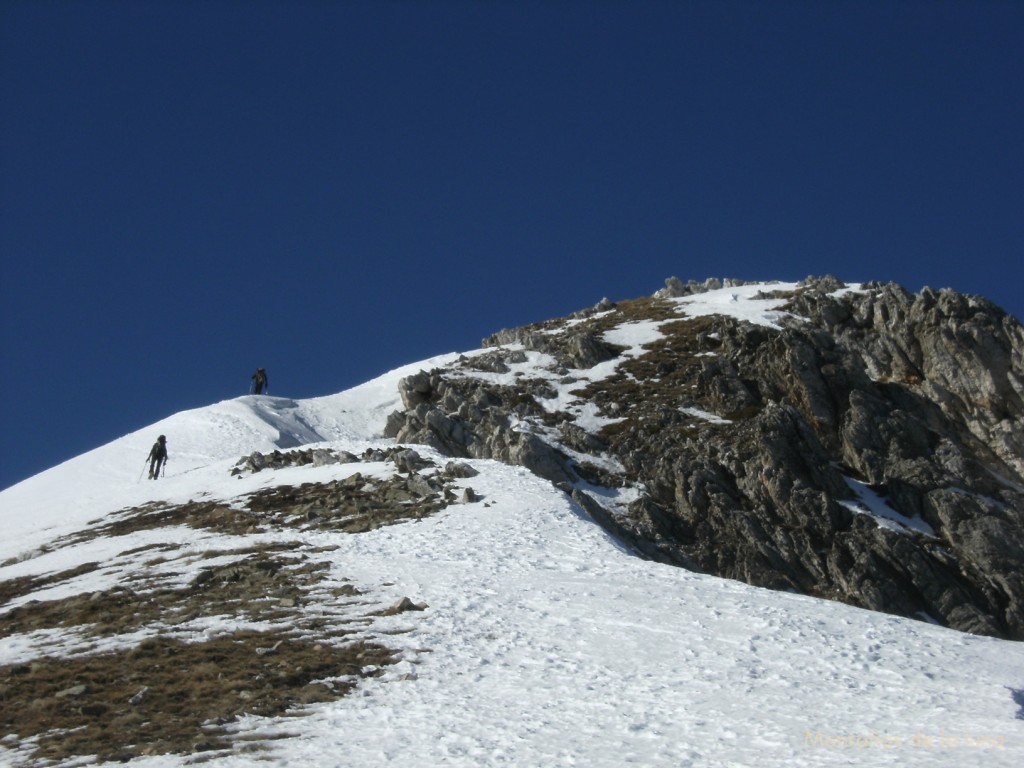 Llegando a la cima del Gra de Fajol