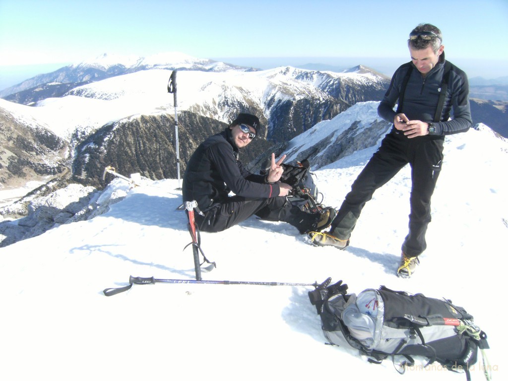 David y gonzalo en la cima del Gra de Fajol, 2.708 mts.