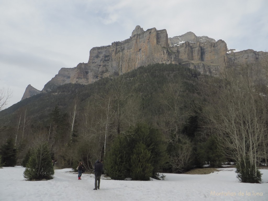 Valle de Ordesa y parte del Circo de Cotatuero-Carriata