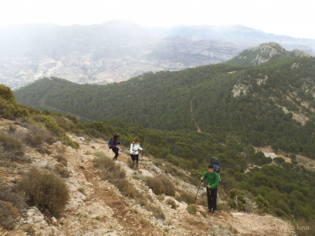 Abajo queda el Balcón de Alicante