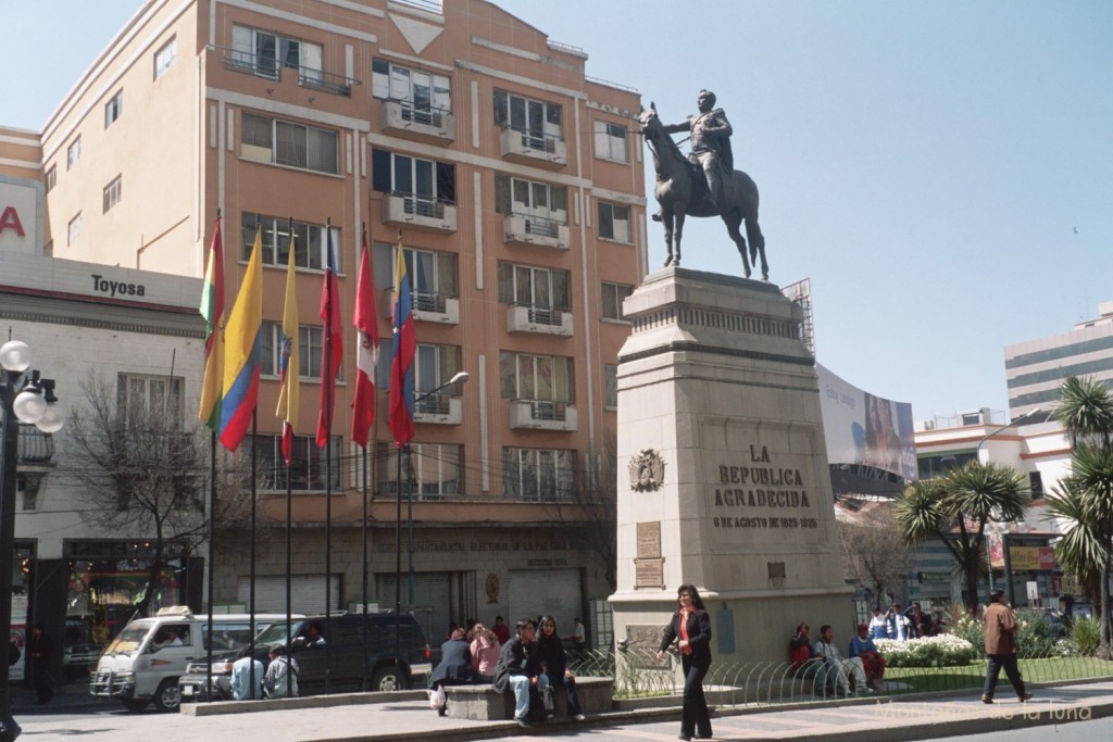 Avenida Mariscal Santa Cruz o 16 de Julio