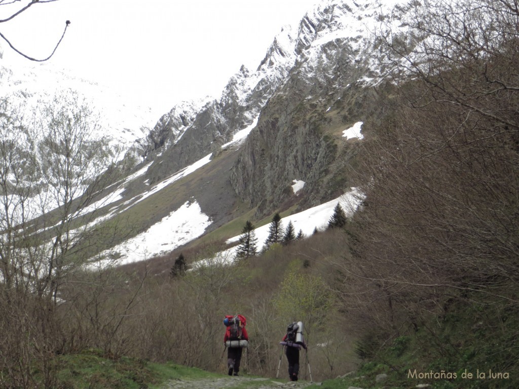 Valle del Nère arriba