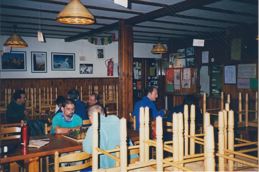 Comedor del Refugio de Estós