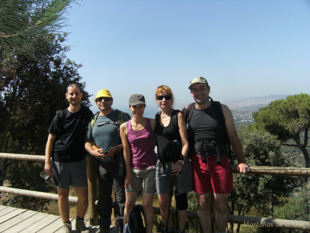 El grupo en el Mirador de La Cornisa