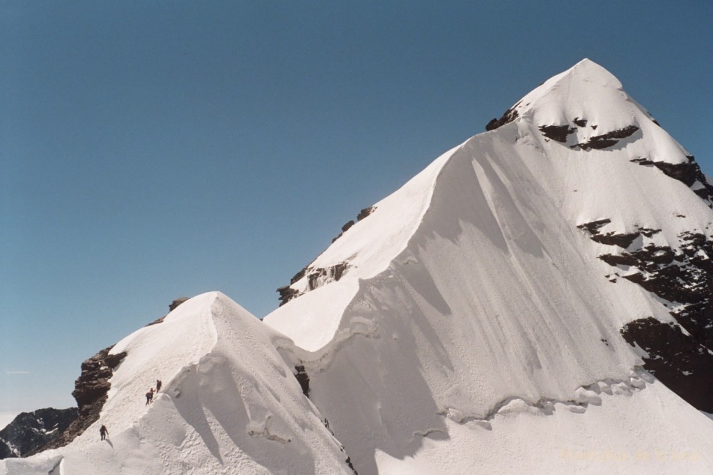 Cresta hacia el Pequeño Alpamayo