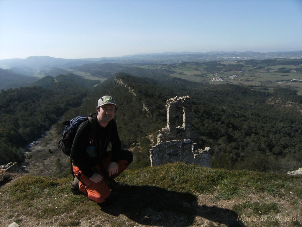 Joaquín con Sant Cristòfol abajo