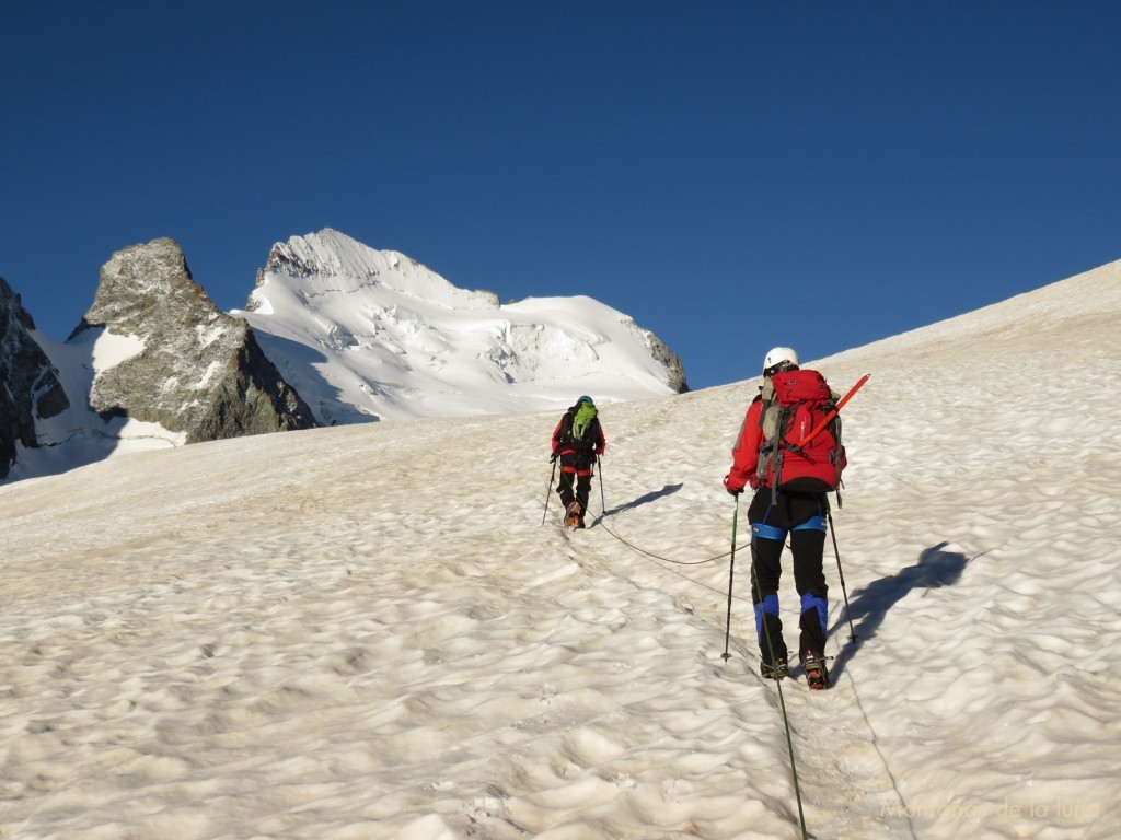 Por el Glaciar Blanc camino del Barre Des Écrins