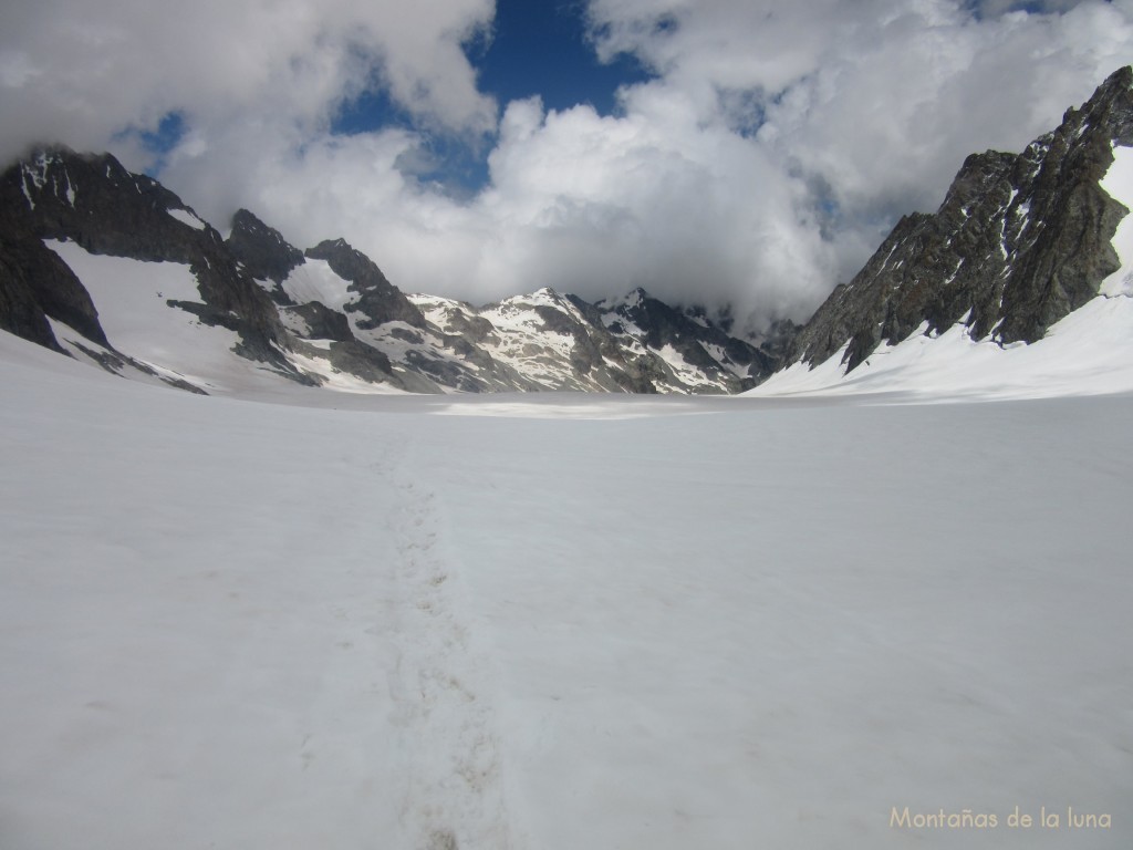 Bajando por el Glaciar Blanc