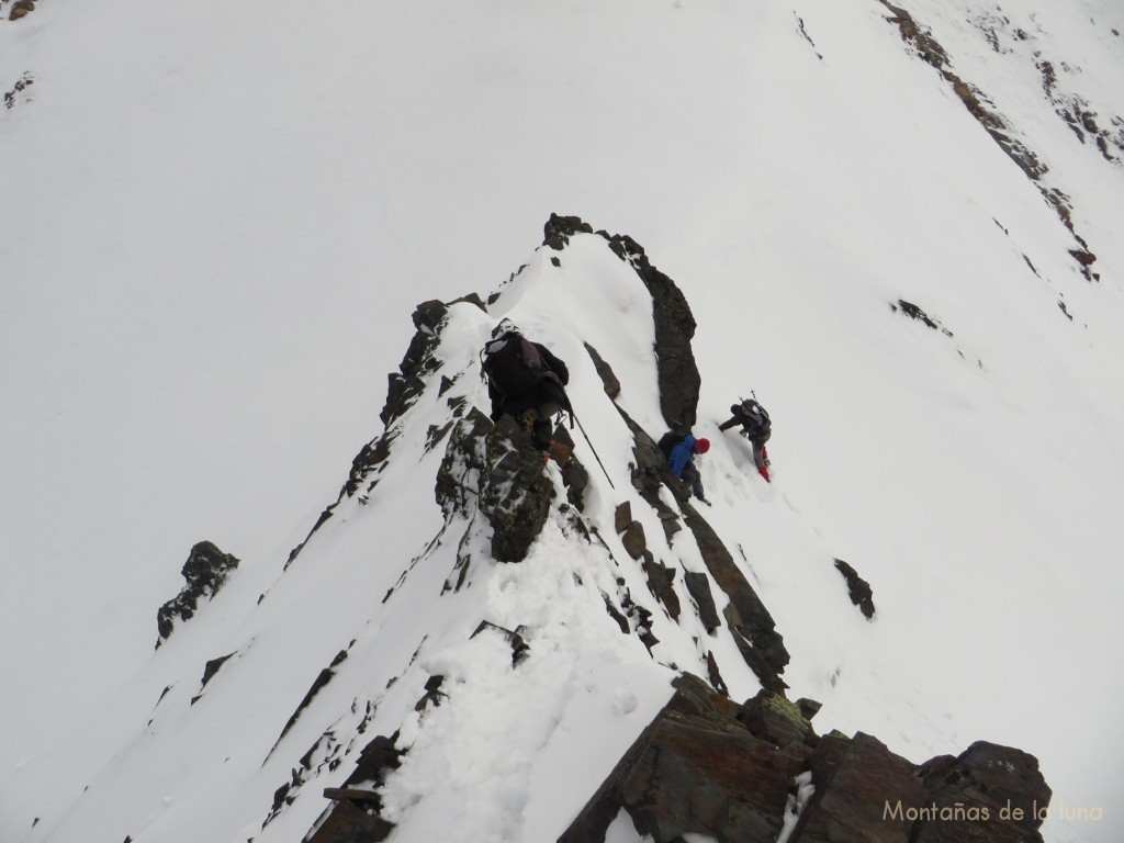 Cresta sur de la Punta Sabre