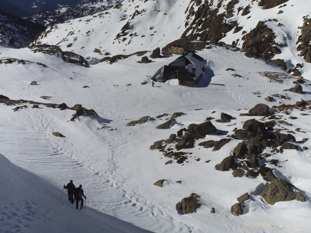 Llegando al Refugio de Juclar