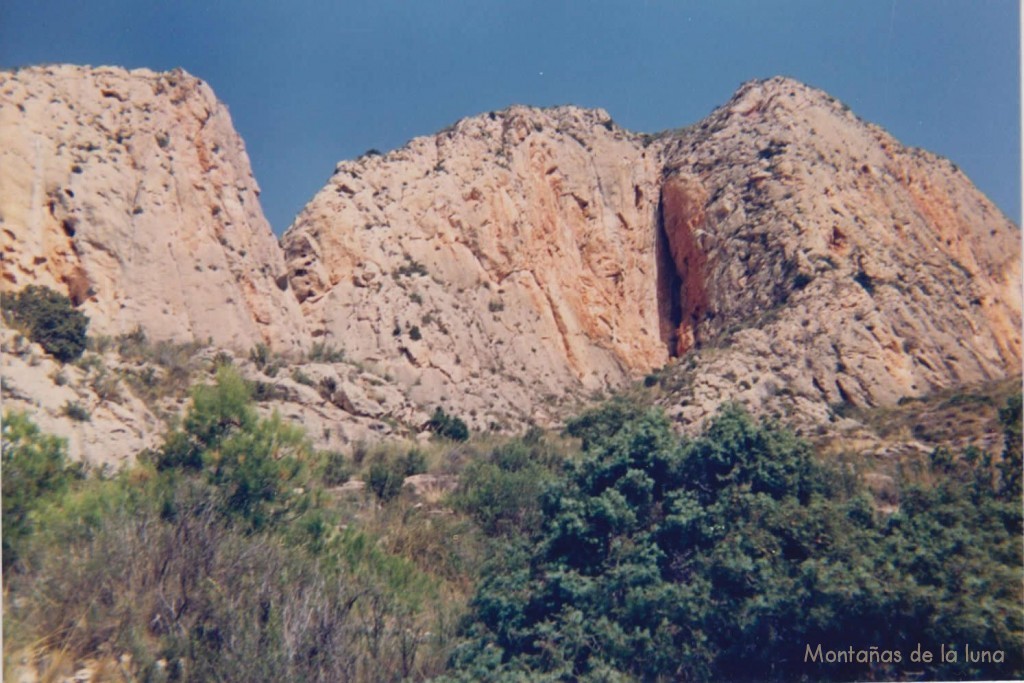 Paredes del Cantón