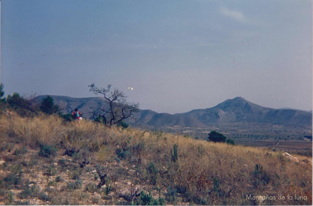 Delante la Sierra de Los Frailes