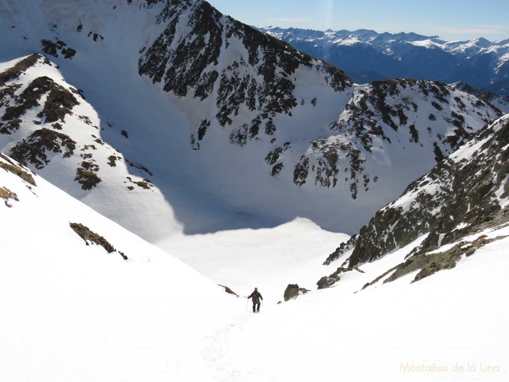 Bajando al Estany Negre