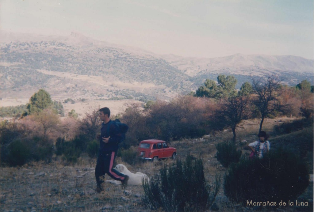 Víctor Berná y Carmen en el abrevadero