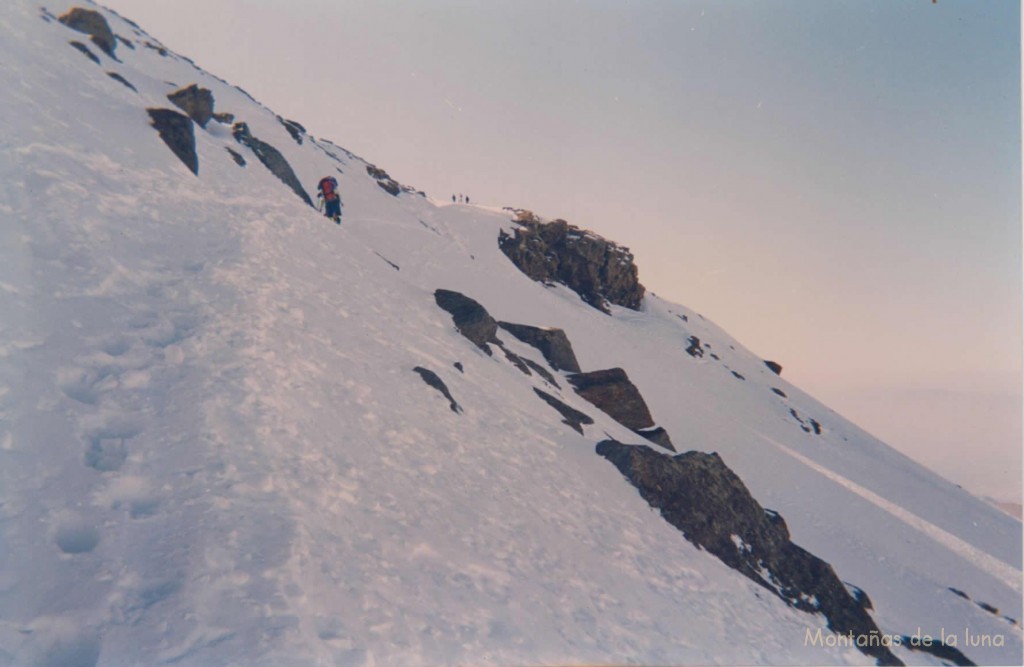 Llegando al collado cimero