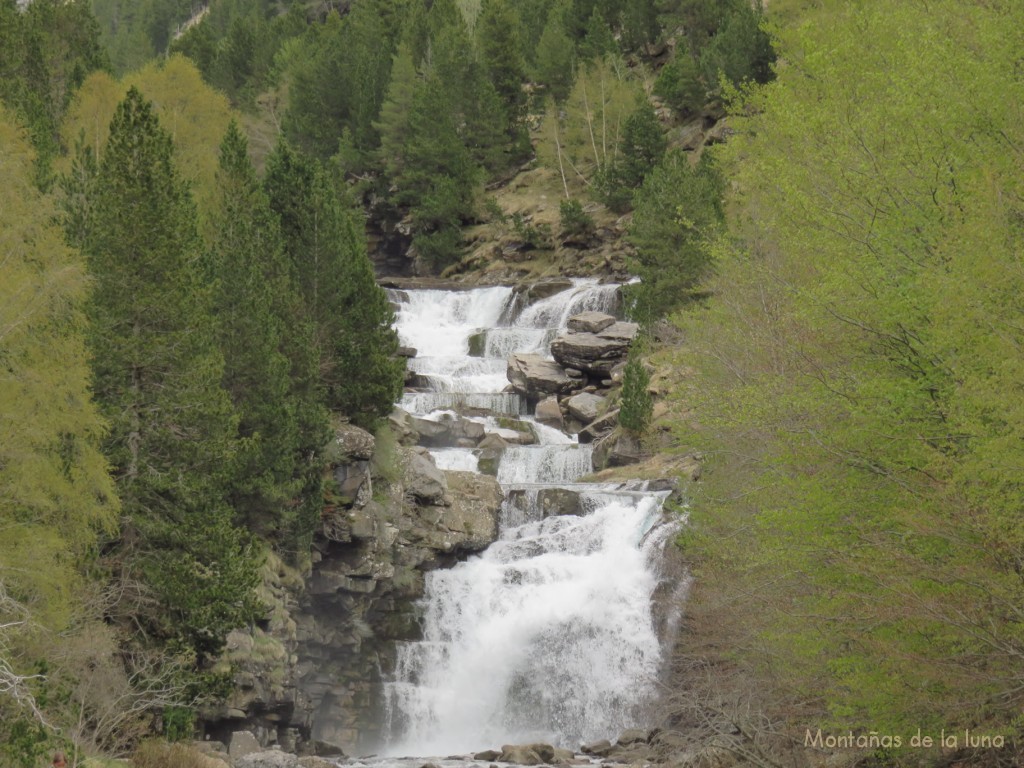 Cascadas de Gradas de Soaso