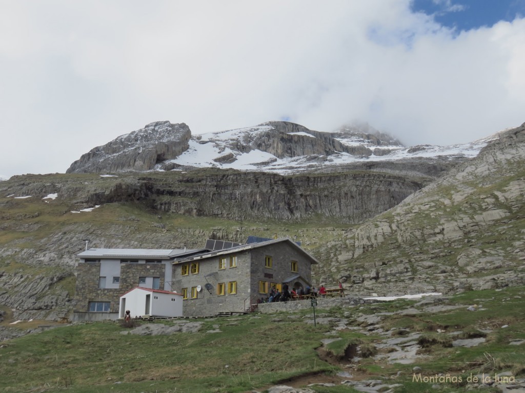 Llegando al Refugio de Góriz