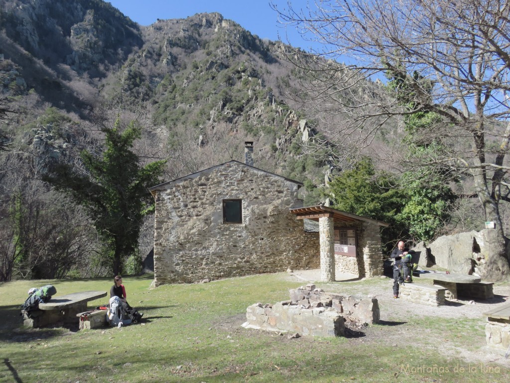 Parquing y Refugio de Mas Malet