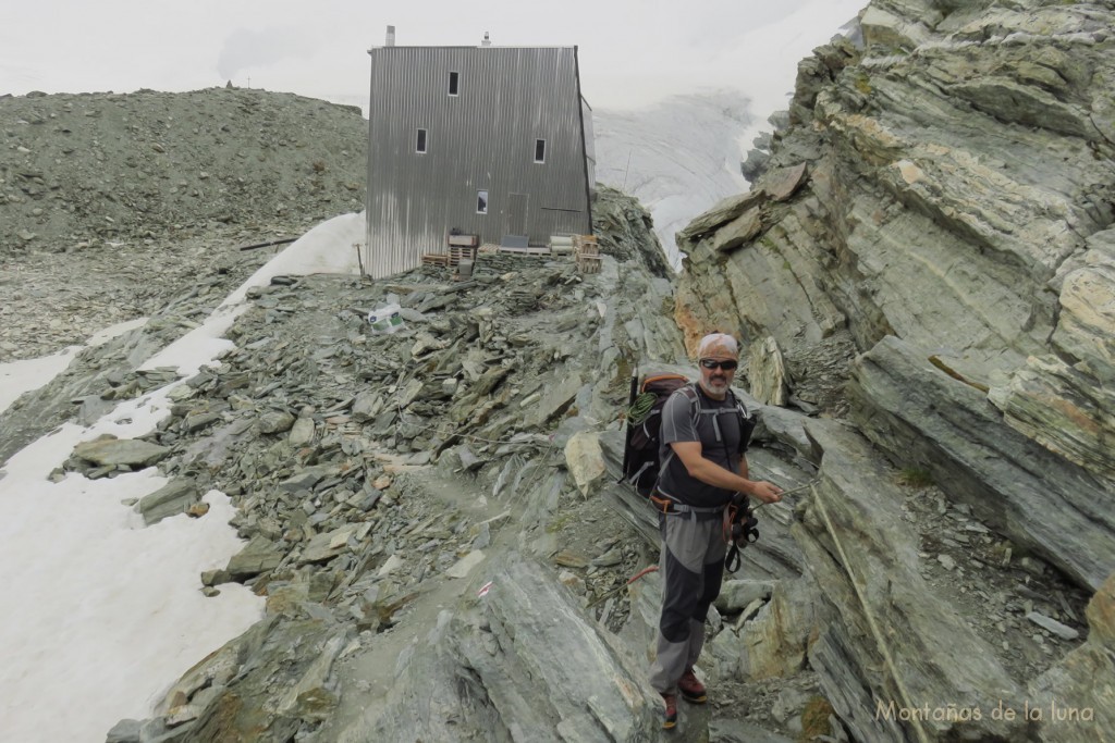 Luis Guerrero y Refugio Cabaña de Tracuit