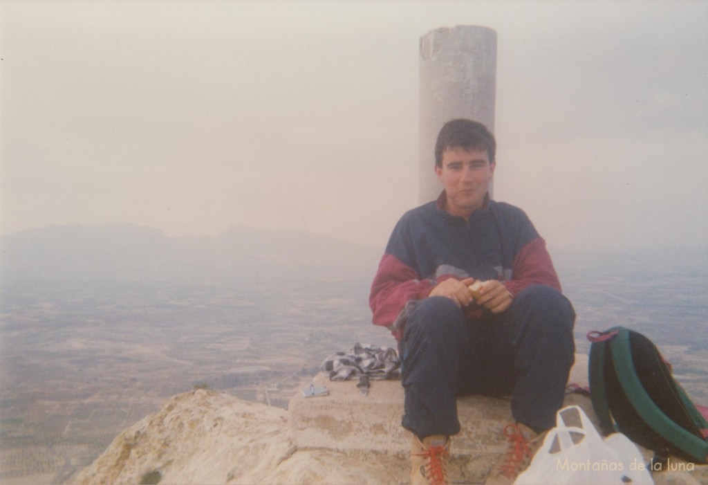 Joaquín Terrés en la cima del Zulum, 624 mts.