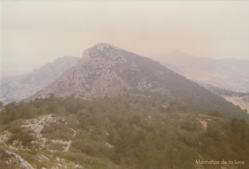 San Cayetano subiendo a la cima del San Yuri