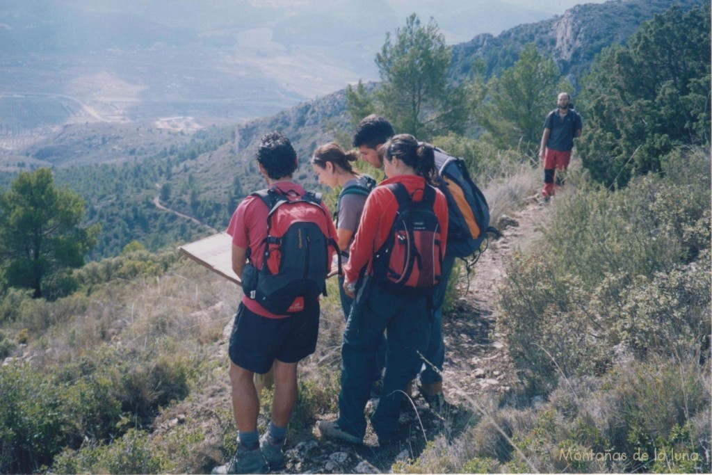 Subiendo por el Sendero Botánico al Reconc