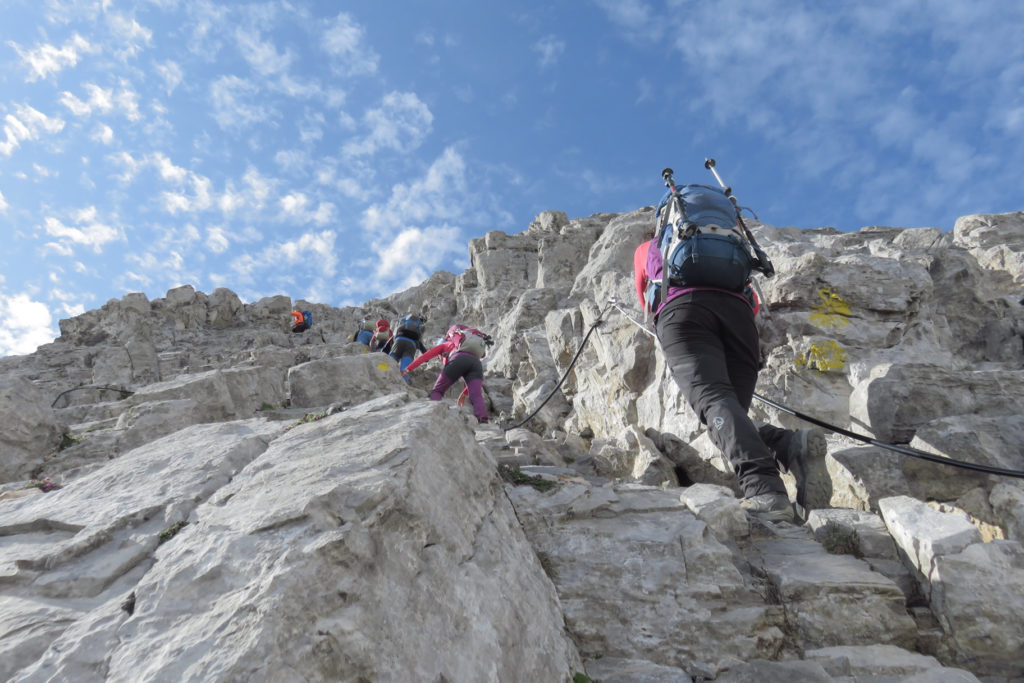 Subiendo por la pared de los Horcados Rojos