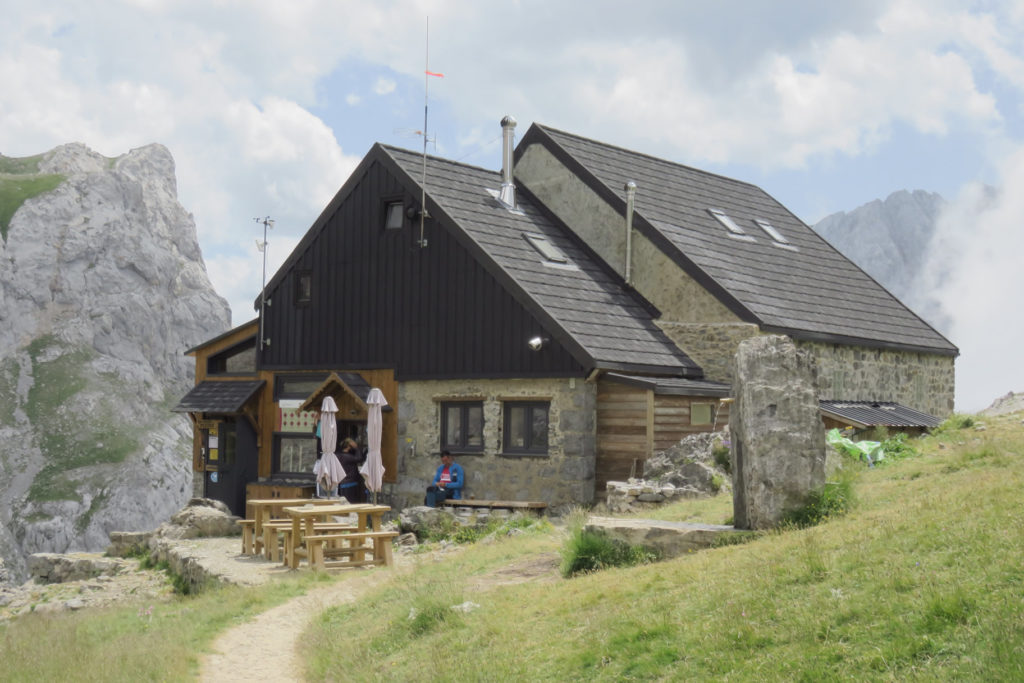 Refugio Collado Jermoso, 2.046 mts.