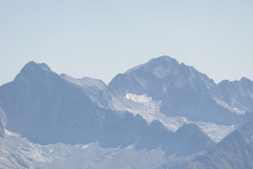 A la derecha el Aneto y a la izquierda el Pico Maldito