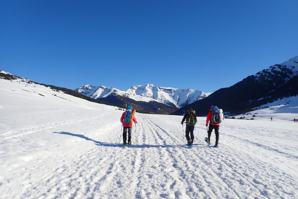 Saliendo del Pla de Beret, 1.846 mts., al fondo el Tuc de Barlonguèra