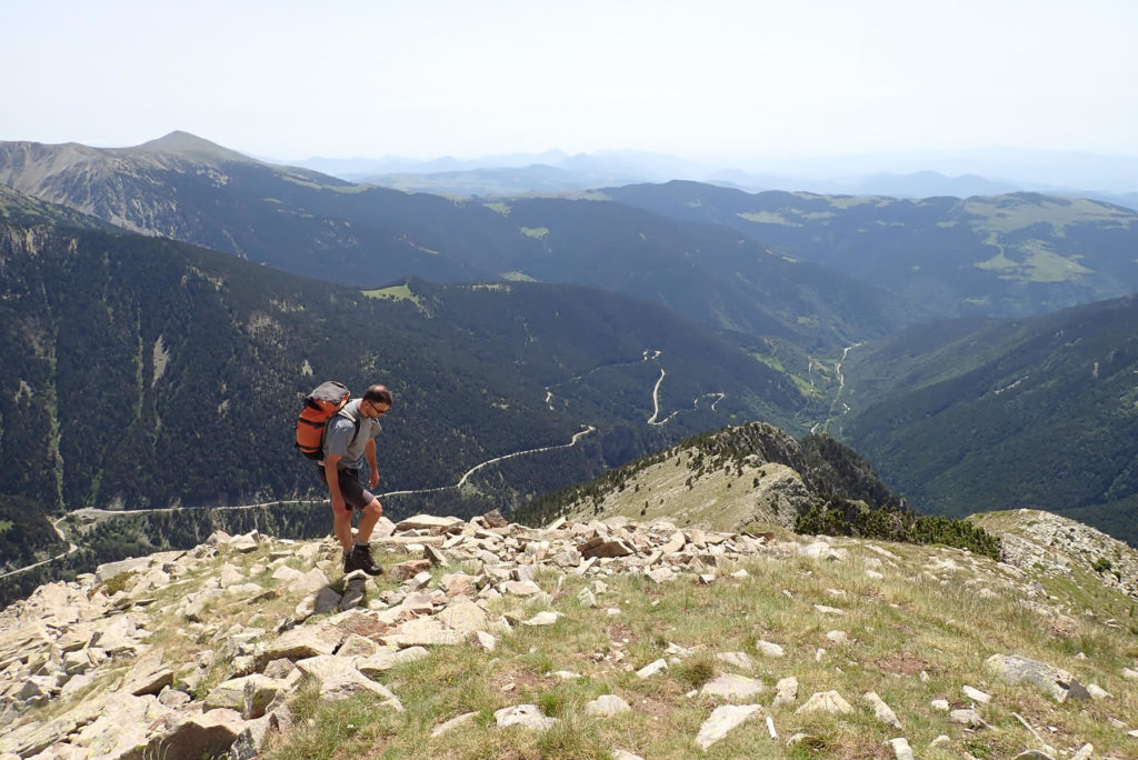 Pau llegando a la cima del Gra de Fajol Petit, 2.567 mts.